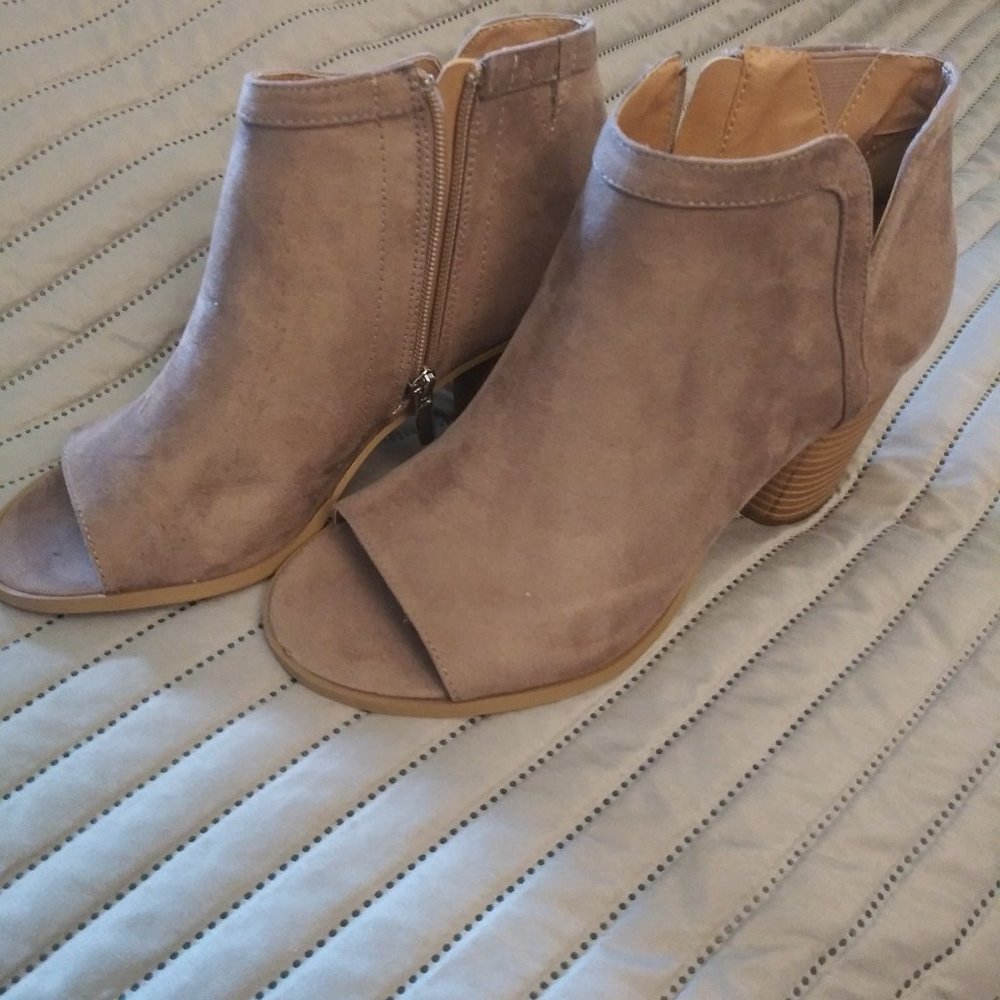 Women's Open Toe Booties